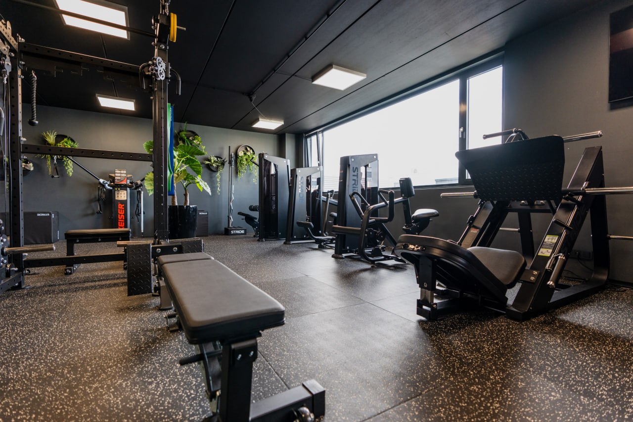 Zone5 Vught krachtzone met leg press en STRIDE
