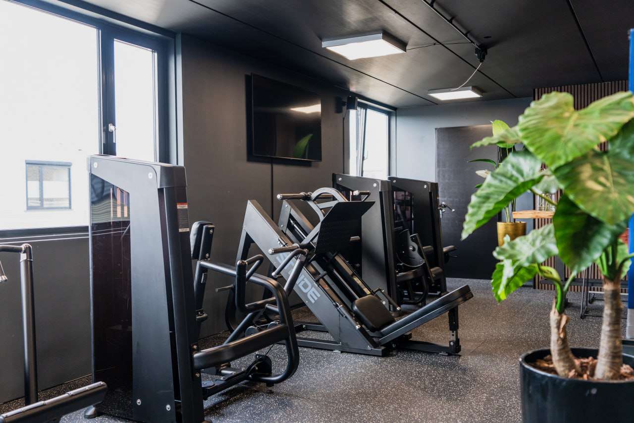 Zone5 Vught leg press met planten